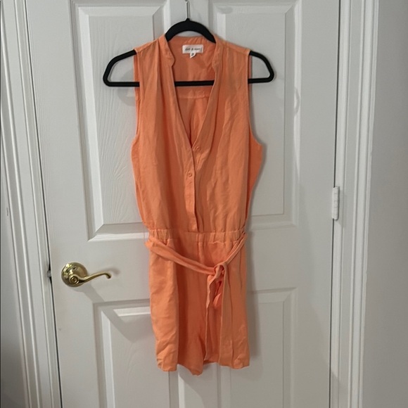 Sleeveless light orange romper Anthropologie cloth and sky size small - Picture 2 of 6